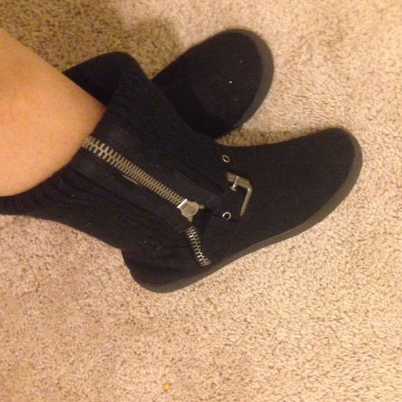 Aldo Boots wear two ways! - Picture 2 of 4