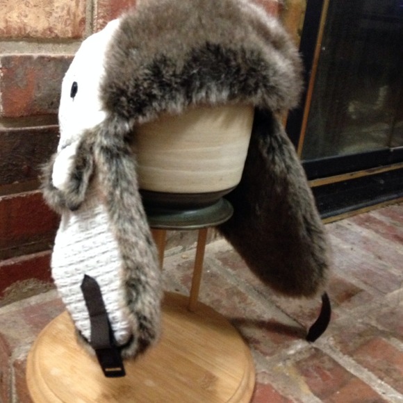Cute furry winter cap!! 🌹