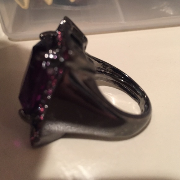Purple stone ring - Picture 3 of 4