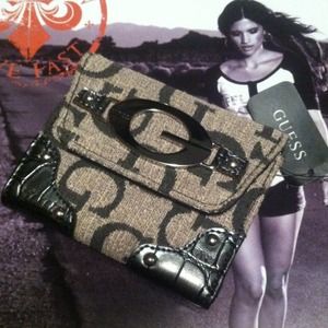 SOLD! Small Guess Wallet!