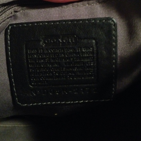 Coach purse - Picture 3 of 4