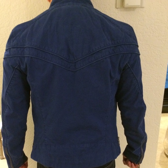 Blue jacket - Picture 2 of 3