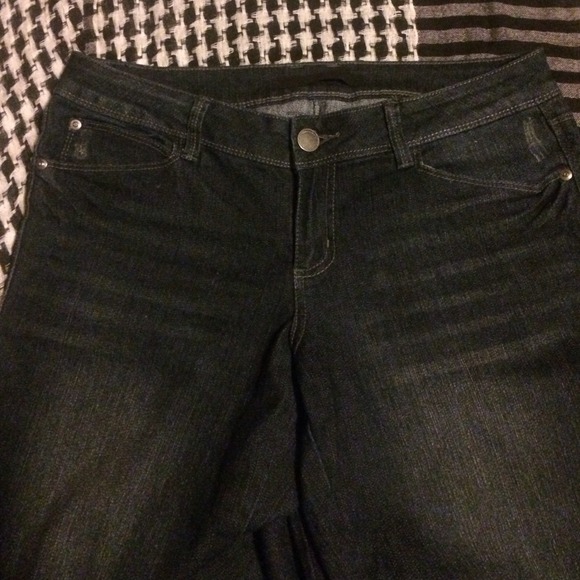 Material Girl - Picture 3 of 3