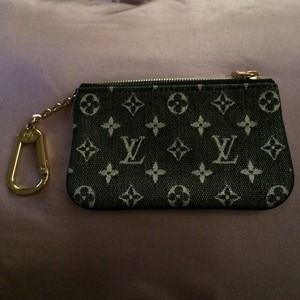 💯%  Authentic Louis Vuitton