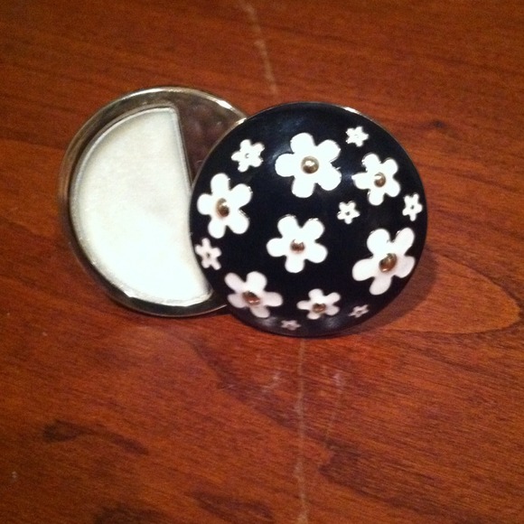 Daisy ring