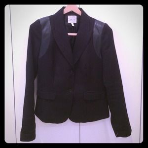 ⛔️Sold to a Friend⛔️Black Blazer