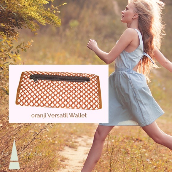 oranji Versatil Wallet - Picture 1 of 1