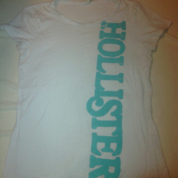 Hollister tshirt