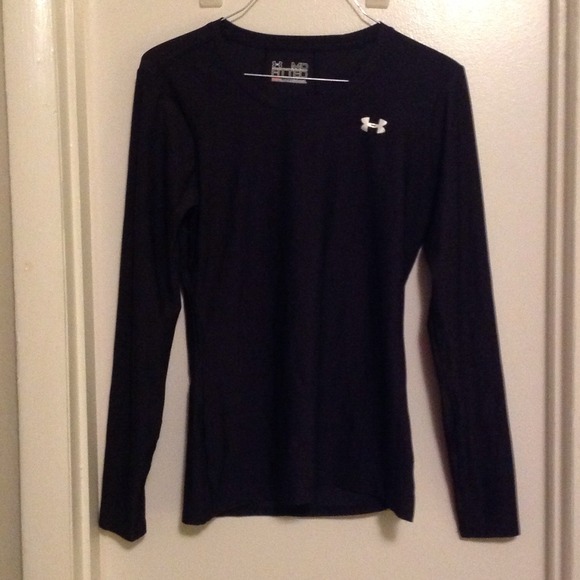 SOLD Fitted woman's under armor top