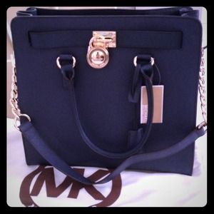 Brand new Michael Kors Large Hamilton French Navy