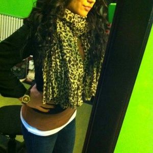 Leopard scarf