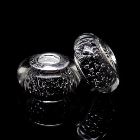 Bundled for posh member Effervescence Bead