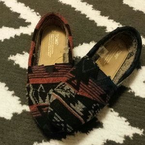 Toms