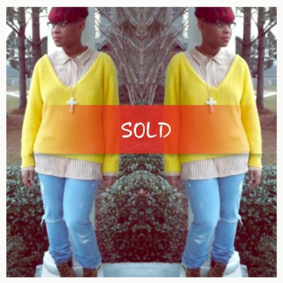 ??Sale??Bright Yellow Sweater