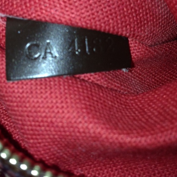 Louis Vuitton pochette NM!! - Picture 2 of 4