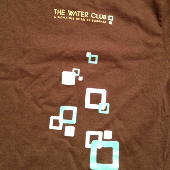 Brown tshirt - Picture 2 of 3