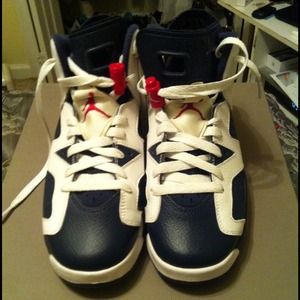 Retro Jordan's 6 Olympics