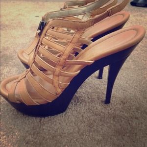 Jessica Simpson Nude Caged Heels