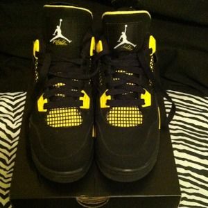 Retro 4 Jordan's