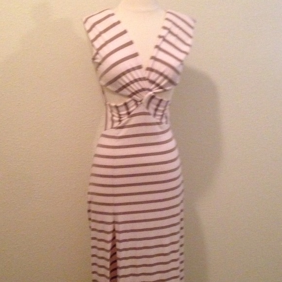 Bundle dress and wedge sneakers