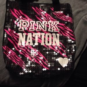 SALE!!!!!!!!    BNWOT victoria secret bag