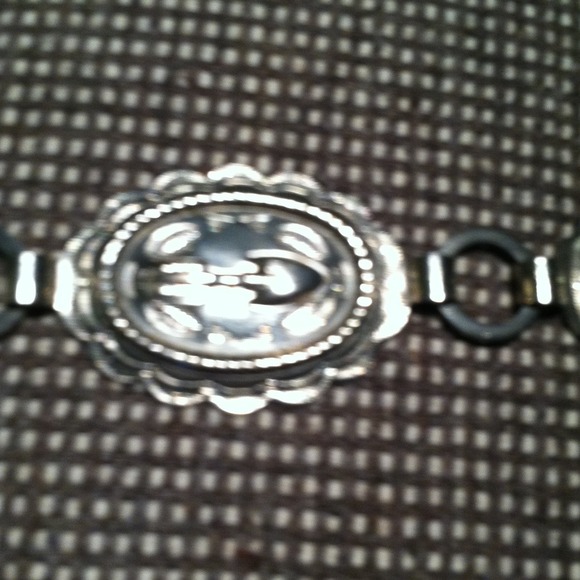 SOLD off POSH silver concho belt or necklace. - Picture 4 of 4