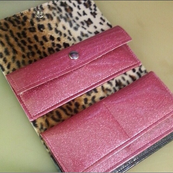 Vinyl Wallet cheetah - Picture 2 of 2