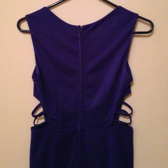 🚫SOLD🚫Charlotte Russe cut out dress - Picture 3 of 3