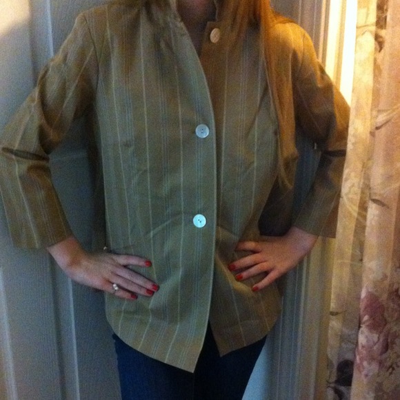 Angela Chew Maternity swing jacket