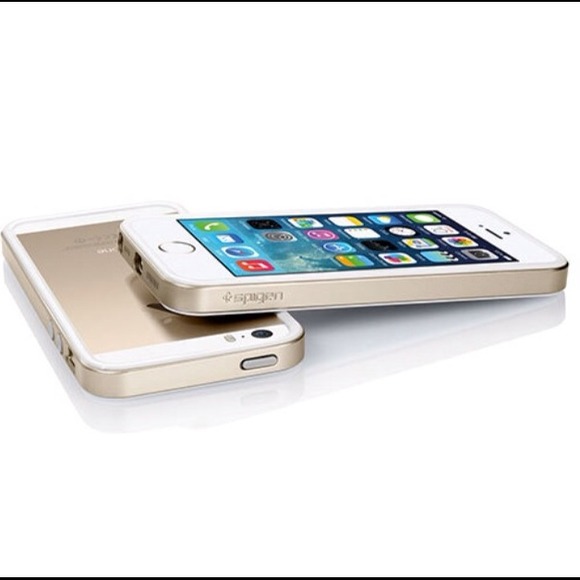 iPhone 5 & 5s bumper case !!!! Nwt!!!