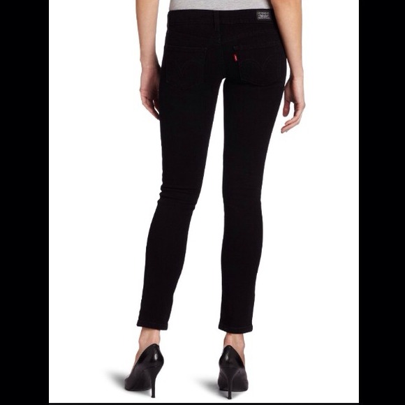 Black Levi brand skinny jeans!