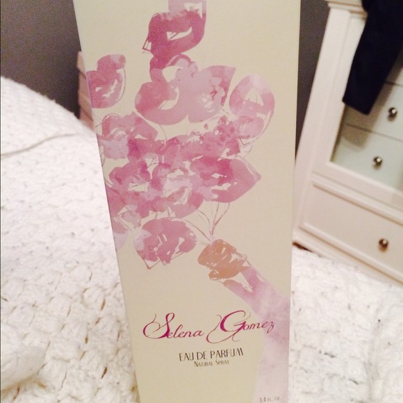 Selena Gomez Perfume (NEW)