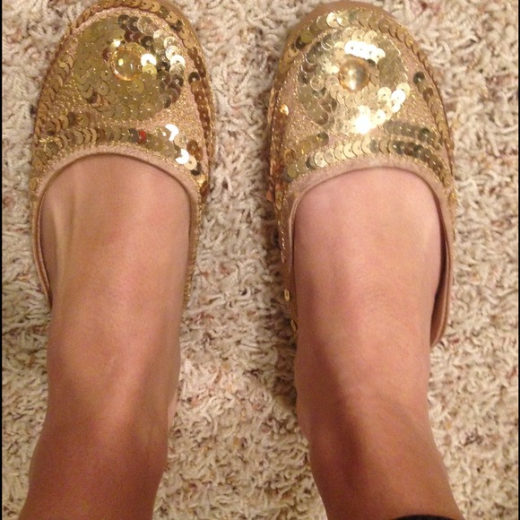 Gold slide on flats - Picture 1 of 1