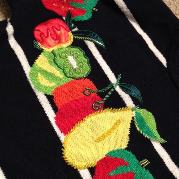 Gorgeous sweater from Italy - Picture 3 of 4