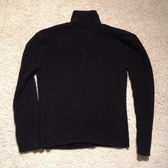 Black sporty sweater from Denmark - Picture 4 of 4