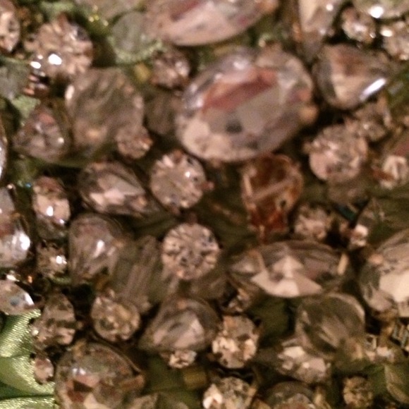 Beautiful dress - Picture 4 of 4