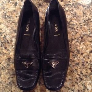 Prada Black Leather flats size 38 USA size 8