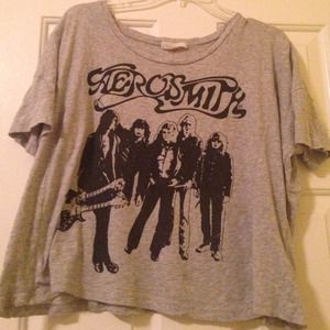 💢SOLD IN BUNDLE💢Aerosmith crop top