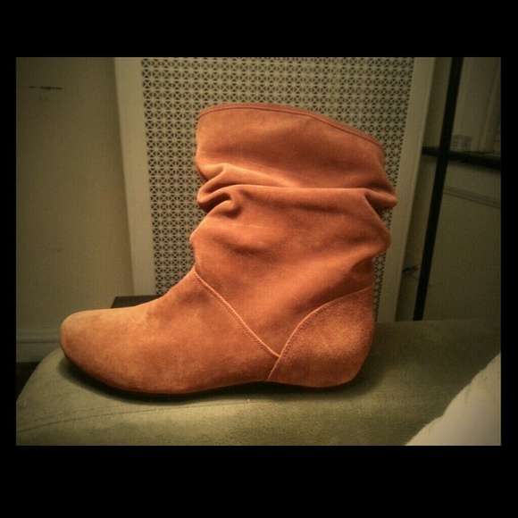 Brown suede boots- Never worn