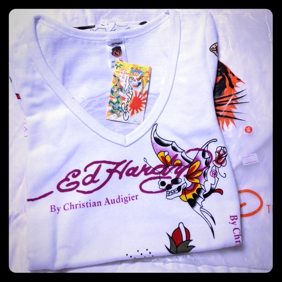 Ed Hardy by Christian Audigier t-shirt.
