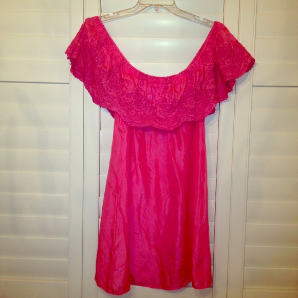 Adorable Pink Ruffled Top, 100% silk