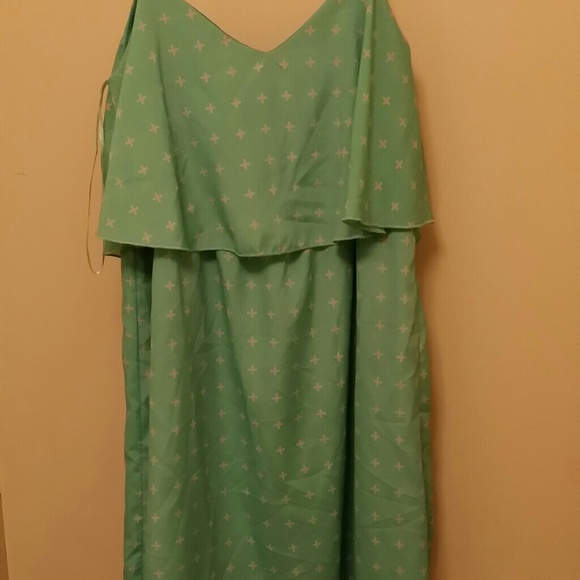 Large Mint cross dress