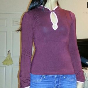 Cute blouse with Chinese style button