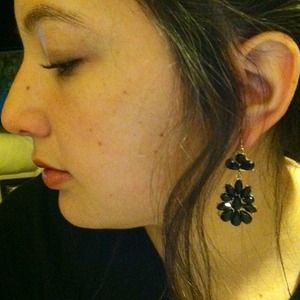 BEAUTIFUL BLACK EARRING 💜