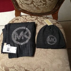 Michael Kors scarf and hat set