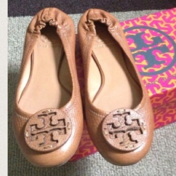 Not selling! Looking for this in size 6 - Picture 1 of 1