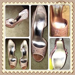 ‼️SALE‼️✅. ❤️❤️sparkly heels❤️❤️