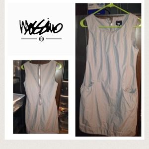 Mossimo gray jumper. Medium