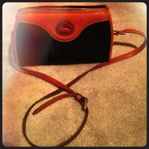 Dooney & Bourke all weather leather vintage