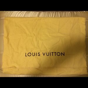 Louis Vuitton dusk bag